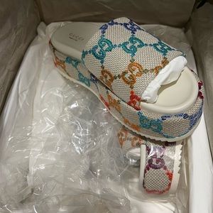 Brand New gucci platform sandals multicolor